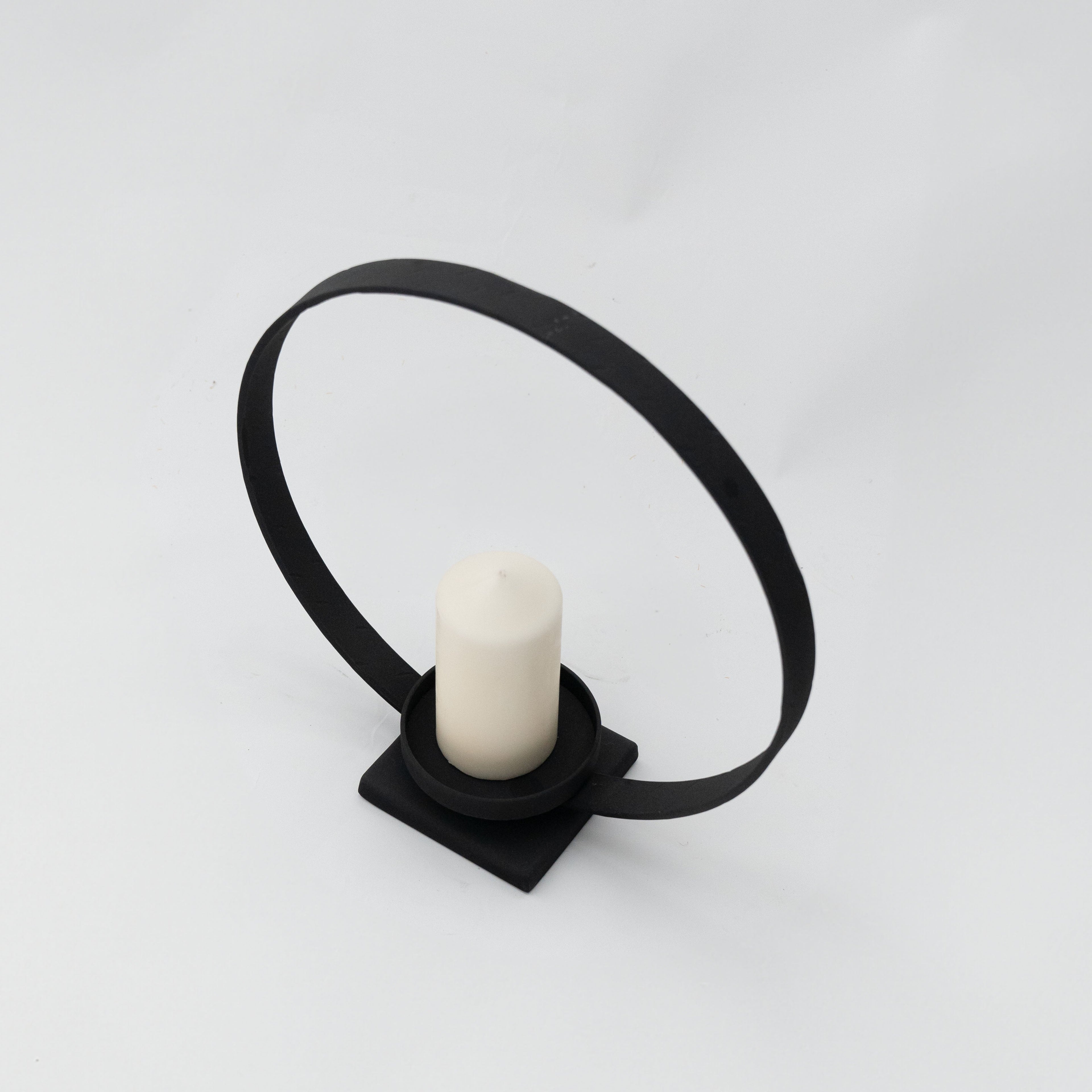 Pamela Candle holder